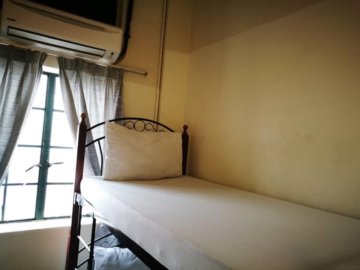 Grocer'S Inn Backpackers Guesthouse Kuala Lumpur Exteriér fotografie
