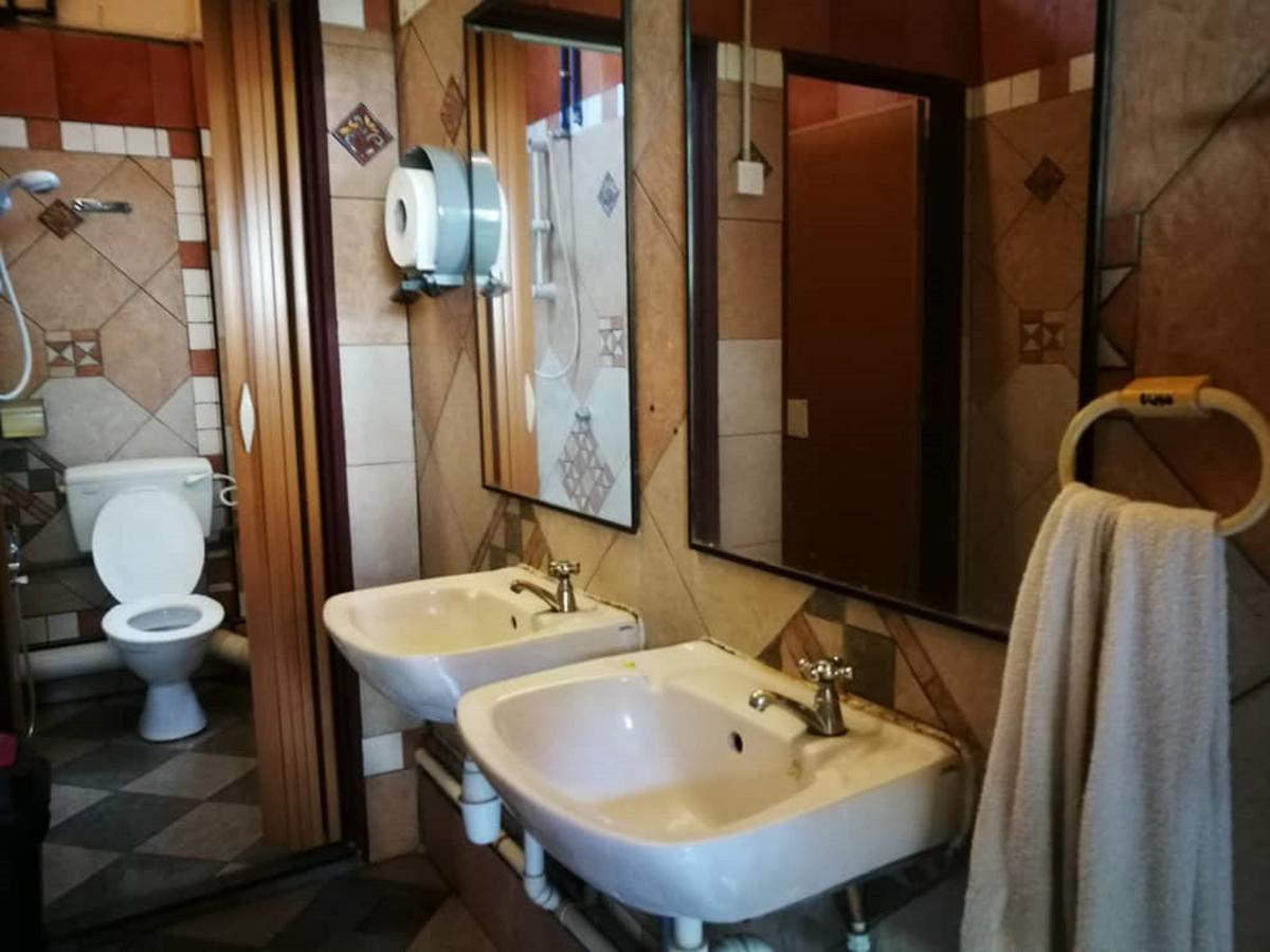 Grocer'S Inn Backpackers Guesthouse Kuala Lumpur Exteriér fotografie